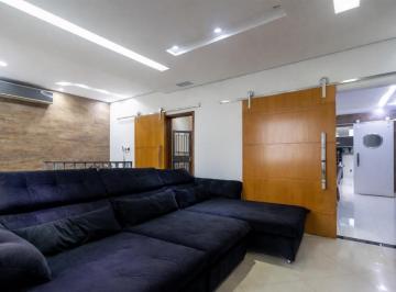 IMG_20260617_185150_000.jpeg · Confortável sobrado para venda em Vila Madalena com 4 quartos, sendo 2 suítes, 299m² - remaxfront#UW