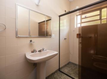 IMG_20260607_185204_000.jpeg · Imperdível casa para venda em Jardim da Glória com 6 quartos, sendo 2 suítes, 210m² - remaxfront#OOI