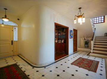 IMG_20260609_065213_000.jpeg · Confortável casa para venda em Jardim Leonor com 3 quartos, sendo 3 suítes, 340m² - remaxfront#SIYUL