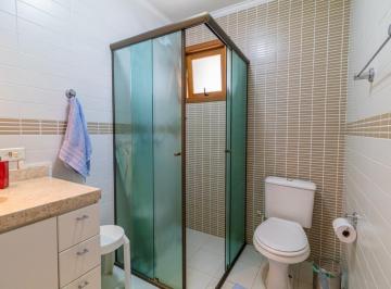IMG_20260627_181513_000.jpeg · Casa no condomínio Condomínio Vila Hípica para venda com 4 quartos, sendo 2 suítes, 151m² - remaxfro