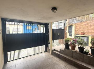 IMG_20260619_002347_000.jpeg · Versátil sobrado para venda em Perdizes com 4 quartos, sendo 1 suíte, 180m² - remaxfront#7E7TI