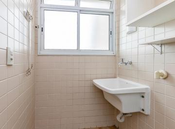IMG_20260606_105217_000.jpeg · Confortável apartamento para venda em Vila Alexandria com 2 quartos, sendo 1 suíte, 65m² - remaxfron