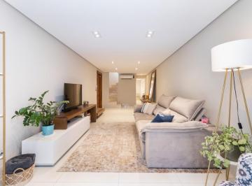 IMG_20260603_185207_000.jpeg · Versátil sobrado para venda em Vila Pereira Cerca com 3 quartos, sendo 3 suítes, 217m² - remaxfront#
