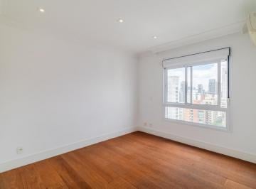 IMG_20260610_105238_000.jpeg · Deslumbrante apartamento para venda em Vila Uberabinha com 3 quartos, sendo 3 suítes, 335m² - remaxf