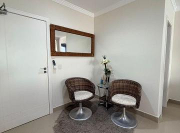Apartamento de 3 quartos, Itapema · Apartamento de 3 dormitórios sendo 1 suíte e 2 demi-suítes! Em Meia Praia