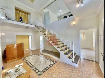 Comercial · 229m² · 3 Quartos · 10 Vagas · Imóvel Comercial à Venda na Granja Viana, com 3 salas, 2 salões, 4 banheiros