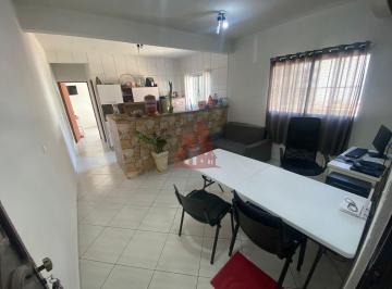 Casa · 300m² · 6 Quartos · 2 Vagas · Oportunidade Única: 3 Casas e Uma em Construção a 5 Minutos do Centro de Cotia!