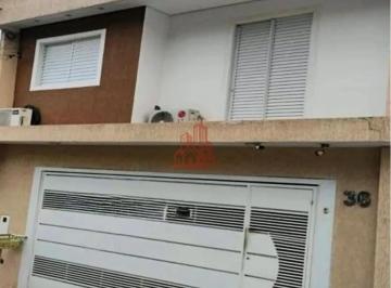 Casa · 159m² · 5 Quartos · 2 Vagas · Sobrado à Venda na Vila Lourdes – 5 Dormitórios com 3 Suítes e Churrasqueira