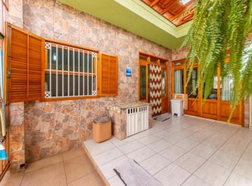 02618492-9d9d-49a1-a0a9-c1ed588565f8 · Confortável casa para venda em Vila Jaguara com 2 quartos, sendo 1 suíte, 140m²