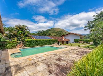 Casa · 300m² · 4 Quartos · 8 Vagas · Casa de Condomínio com 4 quartos em Itaipava, Petrópolis