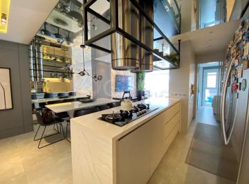 4 · Apartamento de 104m² com 2 suítes na Agronômica