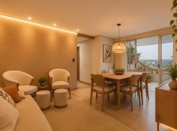 Apartamento · 87m² · 3 Quartos · 2 Vagas · APARTAMENTO REFORMADO | 3 QUARTOS | VARANDA