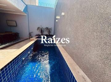 Casa · 200m² · 3 Quartos · 4 Vagas · Casa Residencial 3 Quartos com Suíte, Varanda Gourmet e Piscina – Bosque dos Buritis, Uberlândia