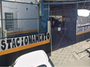 Comercial · 600m² · Estacionamento com Lava Rápido no Centro de Santo André.
