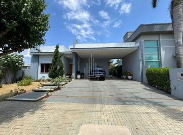 Casa · 236m² · 1 Quarto · 2 Vagas · CASA NO CONDOMÍNIO ARCO DE PARIS – VILA A | FOZ DO IGUAÇU