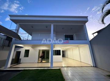 Fachada · Sobrado Alto Padrão Sobrado com 4 Quarto(s) por R$ 1800000.00 no setor Parque das Amendoeiras TA3733