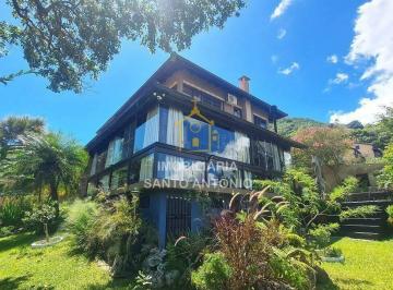 Casa · 229m² · 3 Quartos · 6 Vagas · Casa Financiável com Vista para o Mar no Bairro Sambaqui.