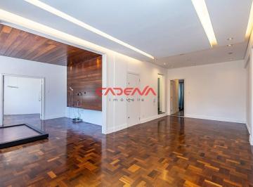 Apartamento · 146m² · 2 Quartos · 2 Vagas · Retrofit em Apartamento com 2 suítes e 2 vagas à venda no Centro