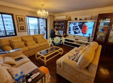 Apartamento · 130m² · 3 Quartos · 2 Vagas · Apartamento com 3 dormitórios à venda em Moema - SP