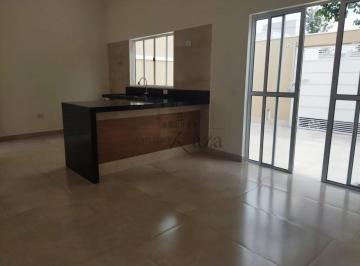 Casa · 140m² · 3 Quartos · 2 Vagas · Oportunidade - Casa - Vila Patrícia - 3 Dormitórios - 84m².