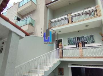 Casa · 392m² · 4 Quartos · 6 Vagas · Sobrado à Venda ? Amplo, Completo e com 392 m² de Construção
