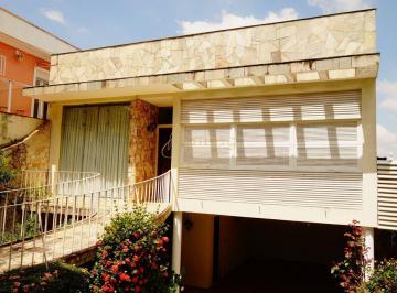 Casa · 275m² · 4 Quartos · Seu nova casa: Espaço, segurança e localização privilegiada!