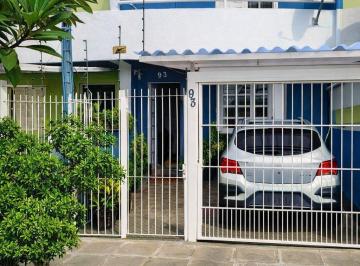 Casa · 2 Quartos ·
Sobrado