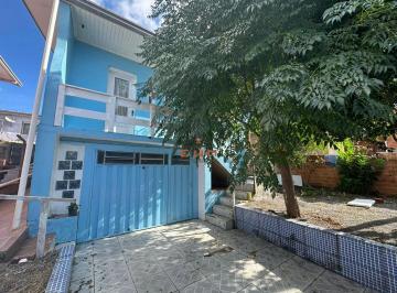 Casa · 140m² · 3 Quartos · 2 Vagas · Casa à venda em Farroupilha, Cinquentenário - 3 Dormitórios, 2 Vagas de Garagem