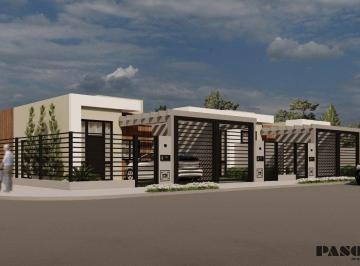 Casa · 56m² · 2 Quartos · 1 Vaga · 
                                Casa geminada no bairro Belvedere
                            