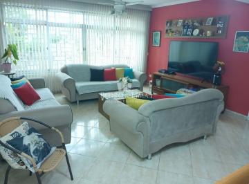 Casa · 182m² · 3 Quartos · 2 Vagas · Sobrado Frontal com 3 quartos, 1 suíte, 2 vagas, Vila Ema