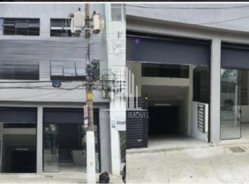 Comercial · 933m² · 15 Vagas · Alugue Agora o Melhor Prédio Comercial na Lapa - 4 Salas, 8 Banheiros, 15 Vagas de Garagem, 933m²!