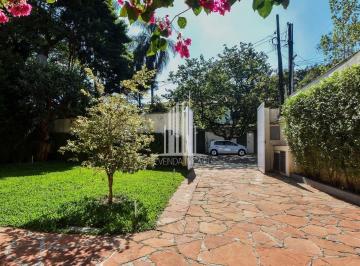 Casa · 250m² · 3 Quartos · 2 Vagas · Casa para locação no Jardim Europa: 3 quartos, 1 suíte, 2 banheiros, 2 vagas - 250,00m². Venha conhe