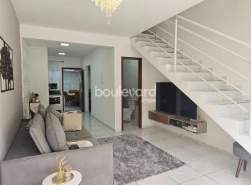 Casa · 66m² · 2 Quartos · 2 Vagas · Sobrado de 2 Dormitórios | Aririú | Palhoça