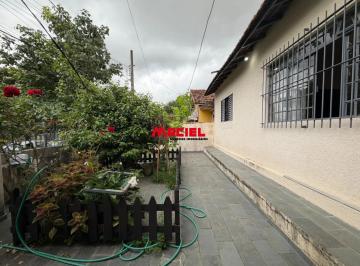 Casa · 160m² · 4 Quartos · 3 Vagas · Casa térrea (Vila Nair) - 4 quartos / 1 suíte / 3 vagas / aceita financiamento