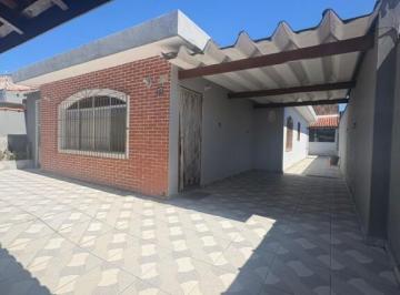 Casa · 154m² · 3 Quartos · 3 Vagas · Excelente Casa mobiliada com 3 dormitórios, cômodos amplos e churrasqueira em Itaóca- Mongaguá!