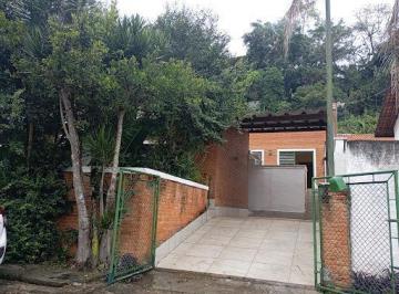 e6abf8fe62e750b75cbad0622dfe086e88a71017 · Casa térrea de 405m2 com suíte, pomar, frutíferas, varanda gourmet... disponível para locação no Con