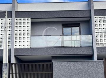 Casa · 112m² · 3 Quartos · 2 Vagas · Sobrado à venda no bairro Bom Retiro - Matinhos/PR