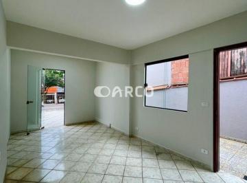 ljmkn1m2ytnhowi0ytyzoty3_md · Casa Reformada com Edicula Completa + Ponto Comercial