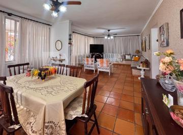 c9cdf2a0ba291f3c439076490630d8eea99ac258 · Casa à venda na Praia da Enseada em Guarujá