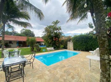 Casa · 1071m² · 4 Quartos · Casa à venda - em Pindamonhangaba