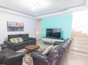 Casa · 175m² · 3 Quartos · 4 Vagas · Sobrado Amplo com 03 suítes, Quintal + Área gourmet, Fino acabamento, 04 vagas