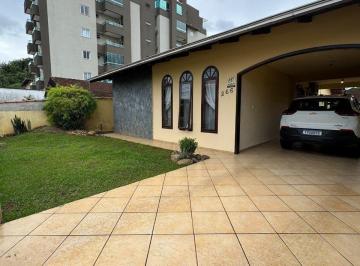 Casa · 215m² · 4 Quartos · Casa à venda - na Floresta
