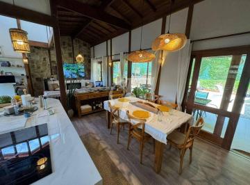 195ce4d2e9490bf18d2549ab40de8a471ccc93ee · Casa com 3 dormitórios à venda, 200 m² por R$ 1.100.000,00 - Parque Petrópolis - Mairiporã/SP