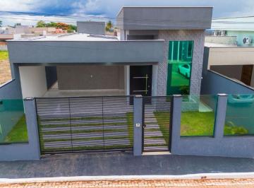 Casa de 3 quartos, Gama · Casa ponte alta norte, 3 quartos com suíte, piscina, churrasqueira, lote 400m²