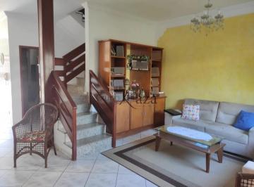 Casa · 313m² · 4 Quartos · 6 Vagas · Oportunidade - Casa Sobrado - Martim de Sá - 4 Dormitórios - 241m².