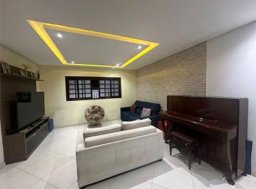 Casa de 3 quartos, São Paulo · Sobrado à Venda pronto para morar, finíssimo acabamento em ótima localização