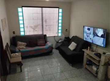 Imagem Principal · Casa à venda com 3 quartos, sendo 1 suíte,  em Vila São João, Guarulhos