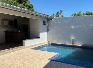 Casa · 250m² · 3 Quartos · 2 Vagas · Casa em Jardim dos Lirios - Marília