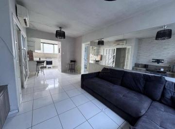 6458c25e4a1d08dbad6a1f6c451492a3bc1010cf · Cobertura com 4 quartos e 1 vaga em Coqueiros - Florianópolis.