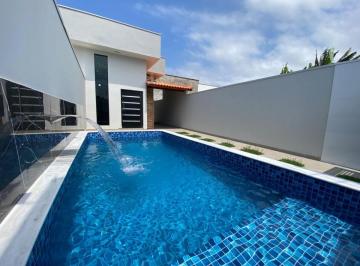 Casa de 2 quartos, Itanhaém · CASA COM 2 QUARTOS E PISCINA NO BAIRRO REGINA